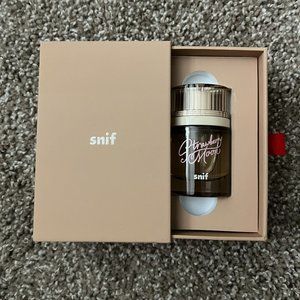 SOLD 🚫 Snif: Strawberry Moon Perfume